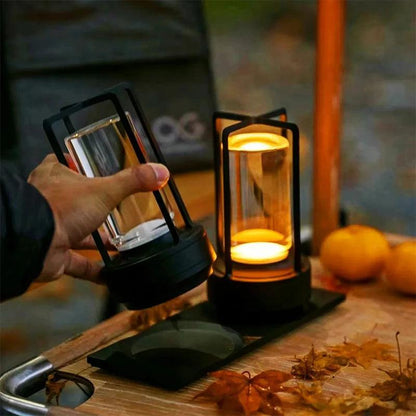 Lunaris™ Laterne | Stimmungsvolles Licht, immer und überall verfügbar.